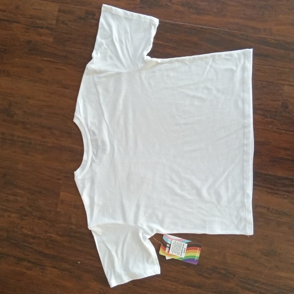 NWT Pride by Jojo White Short Sleeve Oversized Crop Top Size Small - Picture 5 of 5